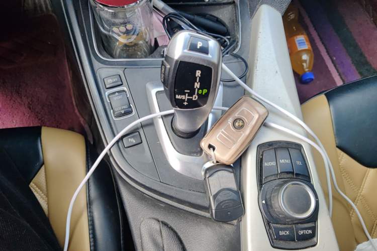 Used BMW 3 Series 2016 320Li Ambition Model
