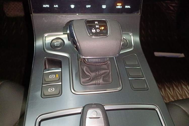 Used Hongqi H5 2022 Classic Model 1.5T DCT Flagship Edition
