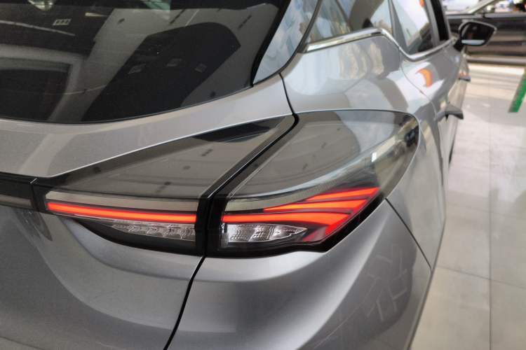 Used Geometry C 2022 400KM Blueberry Plus