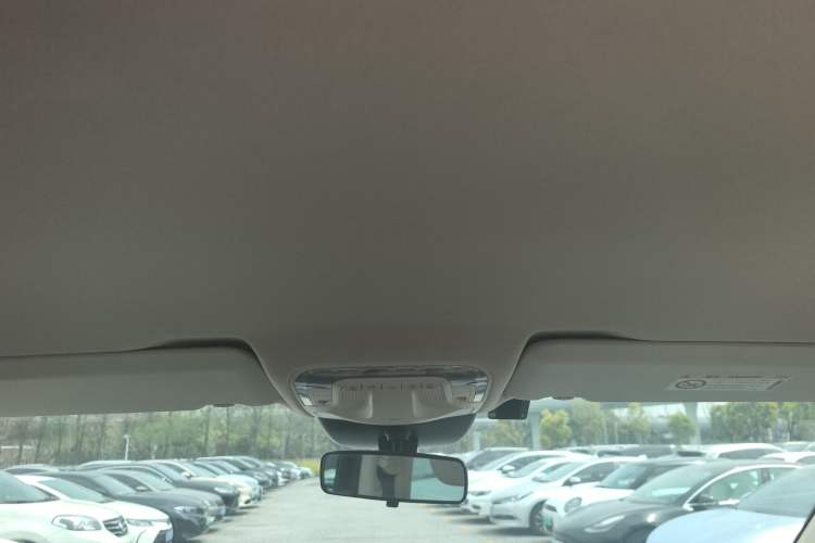 Used Mercedes-Benz Vito 2020 2.0T Elite Version 7 Seats