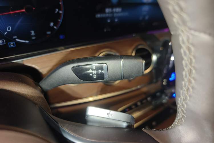 Used Mercedes-Benz E-Class 2023 Updated E 300 L Fashion Edition
