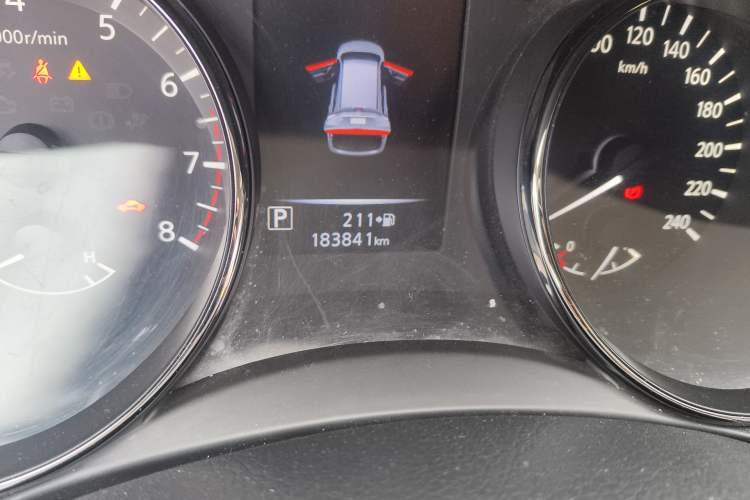 Used Nissan X-Trail 2019 2.5L CVT Smart Connect Leading Edition 4WD
