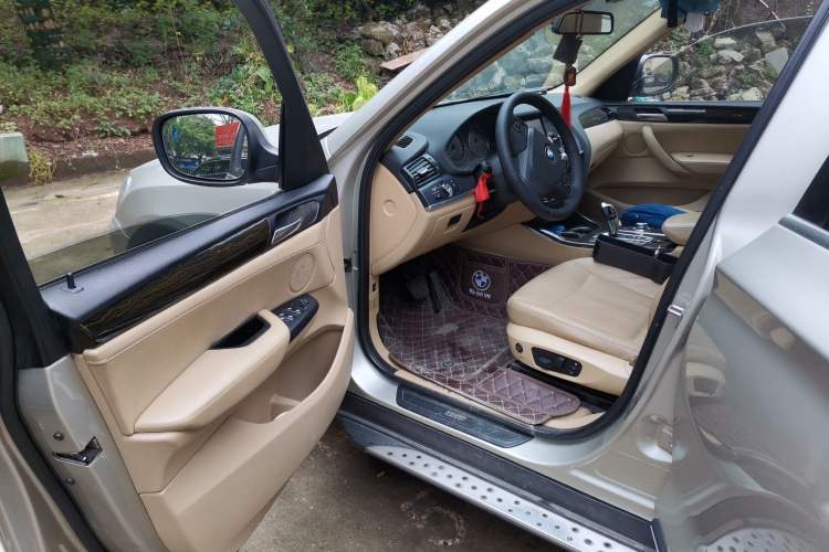 Used BMW X3 2013 Facelifted xDrive20i Luxury Edition
