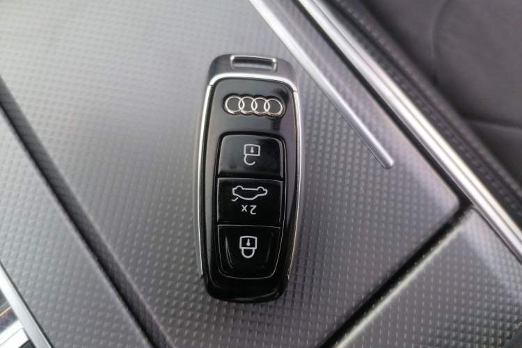 Used Audi A6L 2022 40 TFSI Luxury Dynamic Model
