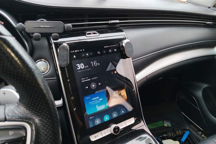 Used Roewe RX5 MAX 2019 300TGI Automatic Smart Cabin Luxury Edition