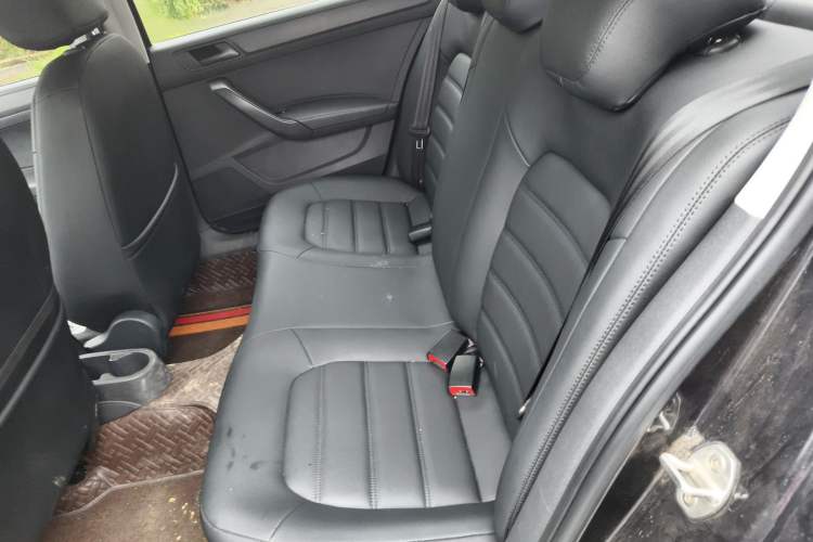 Used Volkswagen Santana 2018 1.5L Manual Fashion Edition Left Rear Seat