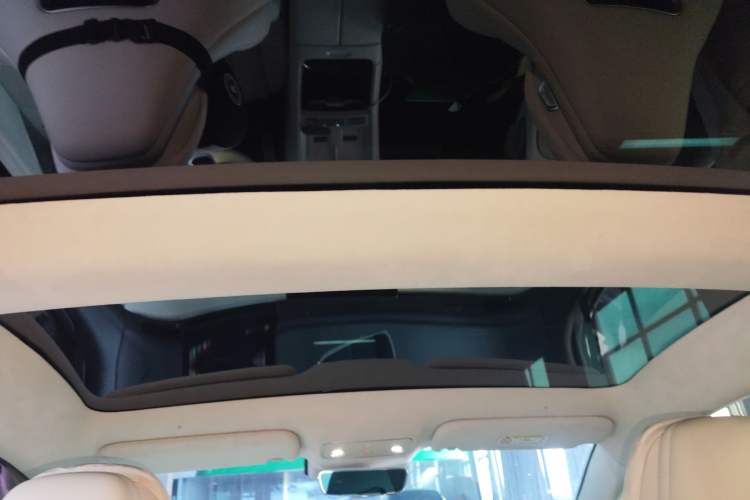 Used Hima Luxeed S7 2025 855 km Max