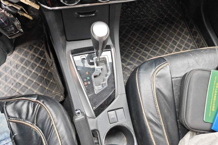 Used Toyota Corolla 2017 1.6L CVT GL Gear Lever