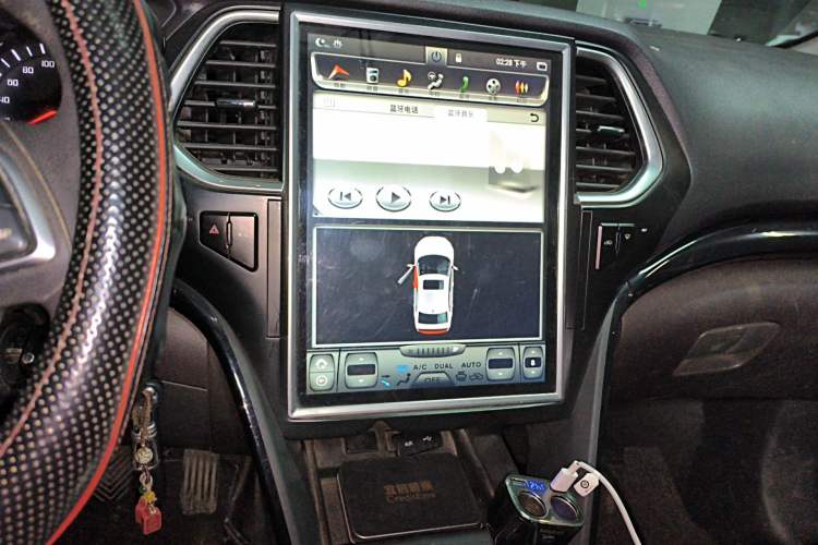 Used GAC Trumpchi GS4 2017 200T Manual Two-Wheel Drive Elite Edition Audio And AC Panel