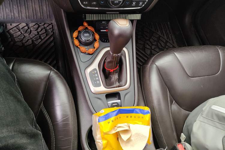 Used Jeep Cherokee 2016 2.4L Professional Smart Version