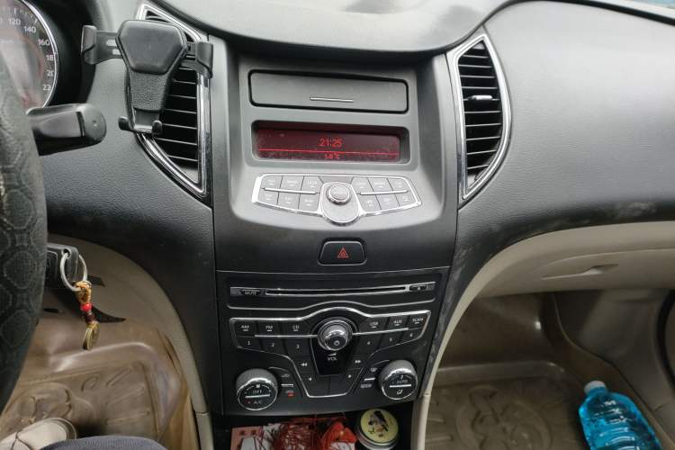 Used Bestune B50 2013 1.6L manual luxury version