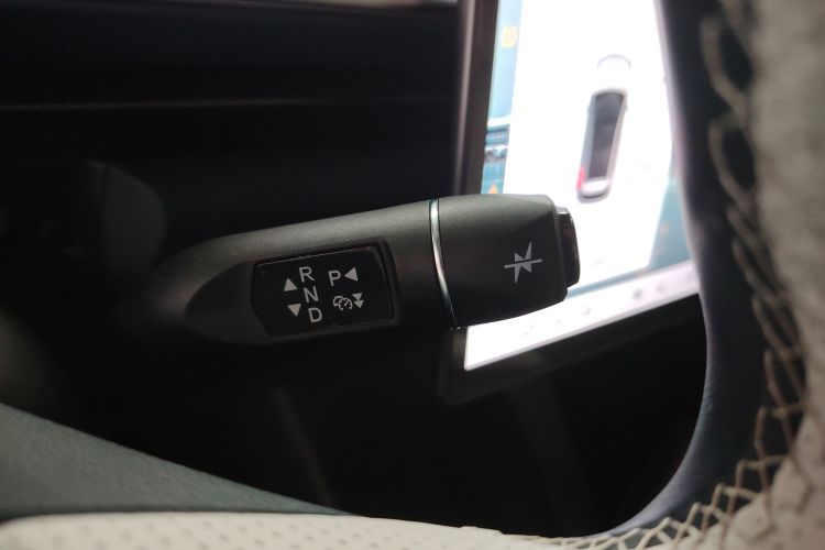 Used ARCFOX Alpha T5 2025 520 PRO Gear Lever