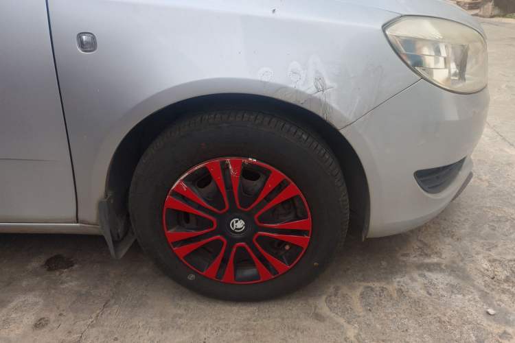 Used Skoda Fabia 2012 1.4L Manual Crystal Edition
