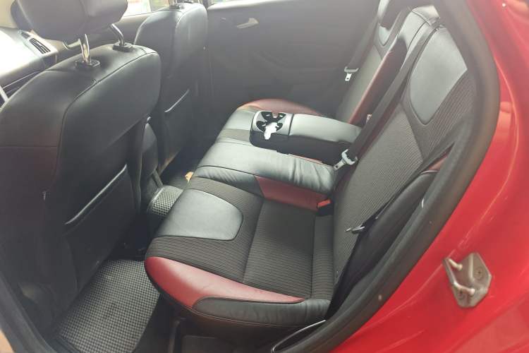 Used Ford Focus 2012 Hatchback 2.0L Automatic Luxury Sport Model Left Rear Seat