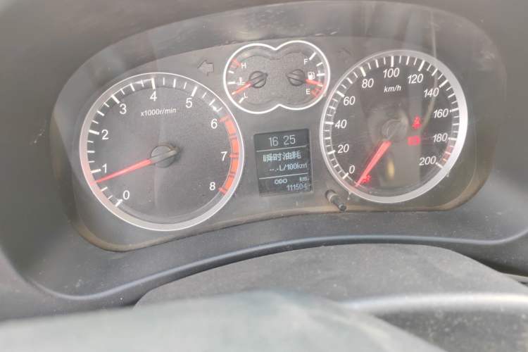 Used Haval H5 Classic 2013 ZhiZun Edition 2.0T Manual Two-Wheel Drive Elite Model