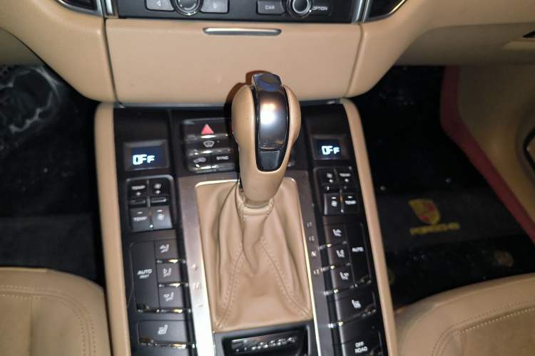 Used Porsche Macan 2014 Macan 2.0T Gear Lever