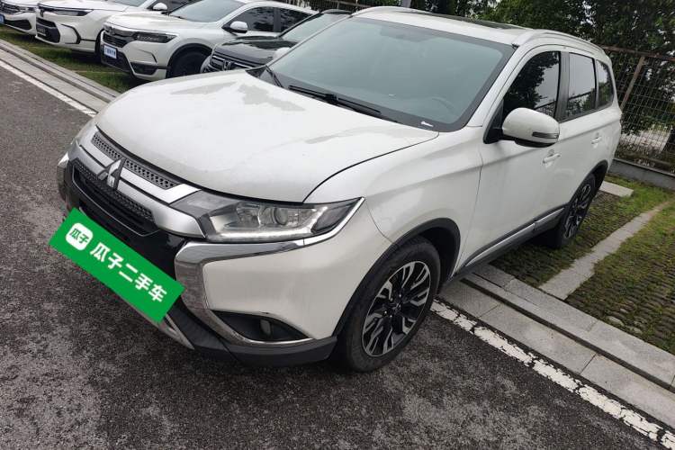 Used Mitsubishi Outlander 2020 2.0L Two-Wheel Drive Enjoyment Version 5 Seats