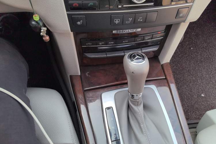 Used Mercedes-Benz E-Class 2011 E 200 L CGI Elegant Model