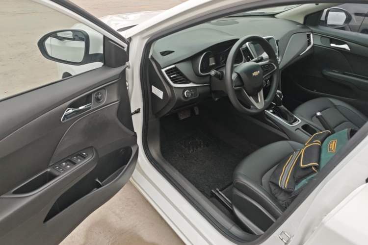 Used Chevrolet Cavalier 2016 1.5L Automatic Xinyue Edition Driver Seat