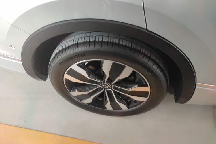 Used Volkswagen Tiguan L 2022 380TSI Automatic All-Wheel Drive R-Line Flagship 7-Seater