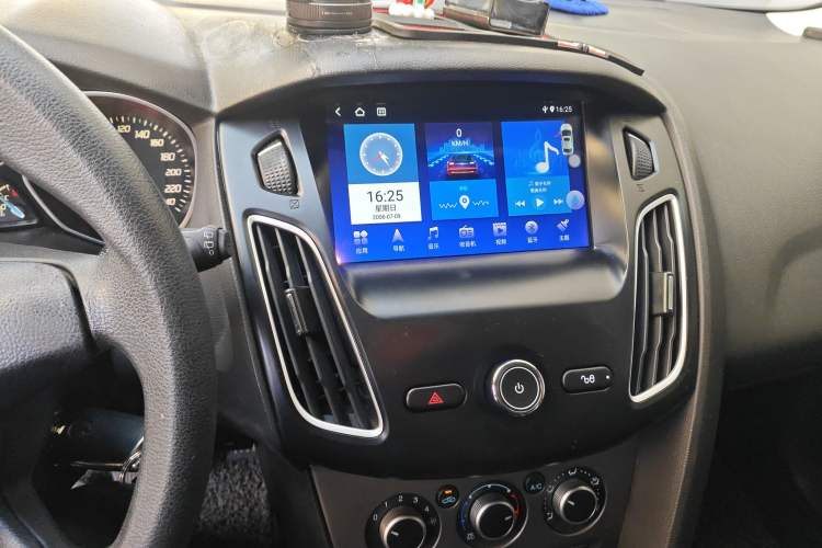 Used Ford Focus 2012 Hatchback 1.6L Automatic Comfort Model