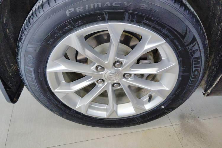 Used Buick LaCrosse 2021 552T Luxury Version
