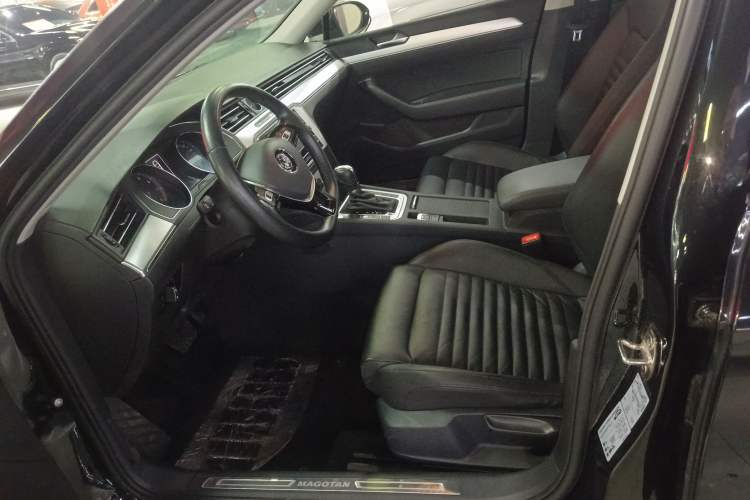 Used Volkswagen Magotan 2019 280TSI DSG Comfort Model China VI Standard Left Front Seat