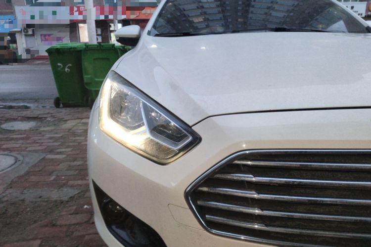 Used Ford Escort 2017 1.5L Manual Comfort Model Right Front Headlight