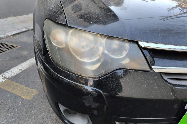 Used Citroen Elysee 2013 Sedan Classic 1.6L Manual Tech Edition
