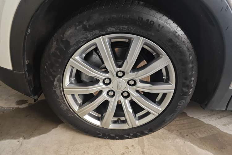 Used Cadillac XT4 2021 28T Two-Wheel Drive Leading Version
