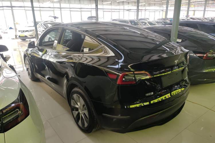 Used Tesla Model Y 2021 Standard Range Rear-Wheel Drive Version