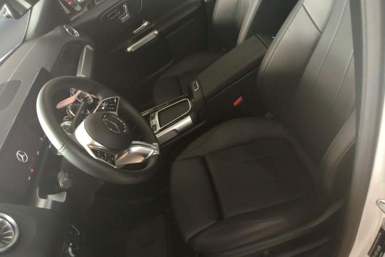 Used Mercedes-Benz EQB 2025 EQB 260
