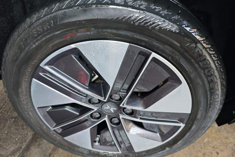 Used XPeng G3 2021 G3i 520N Right Rear Wheel Hub