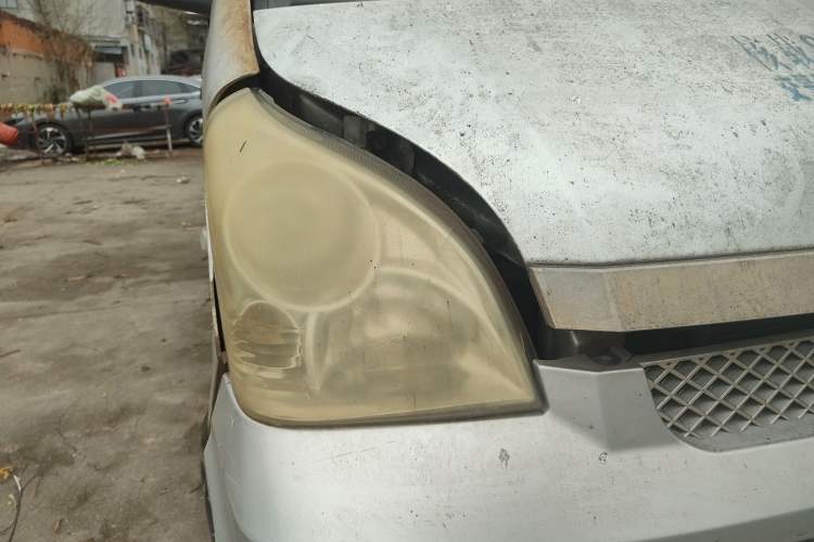 Used Wuling Rongguang 2011 1.2L Base Version
