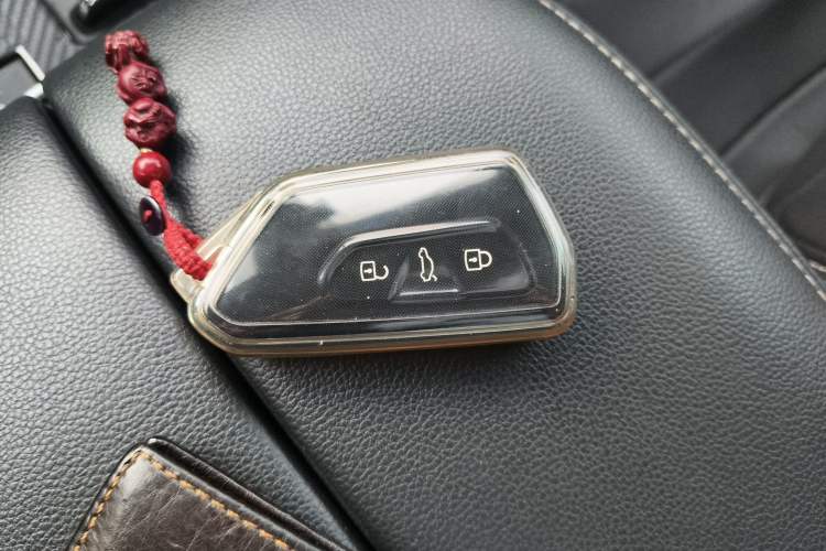 Used Volkswagen Teramont 2017 380TSI Four-Wheel Drive Flagship Edition Vehicle Key