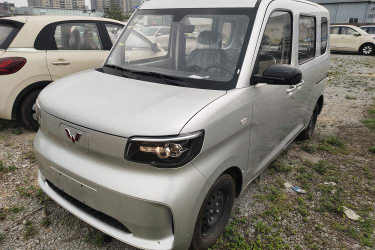 Used Wuling Zhiguang New Energy 2025 Standard Model