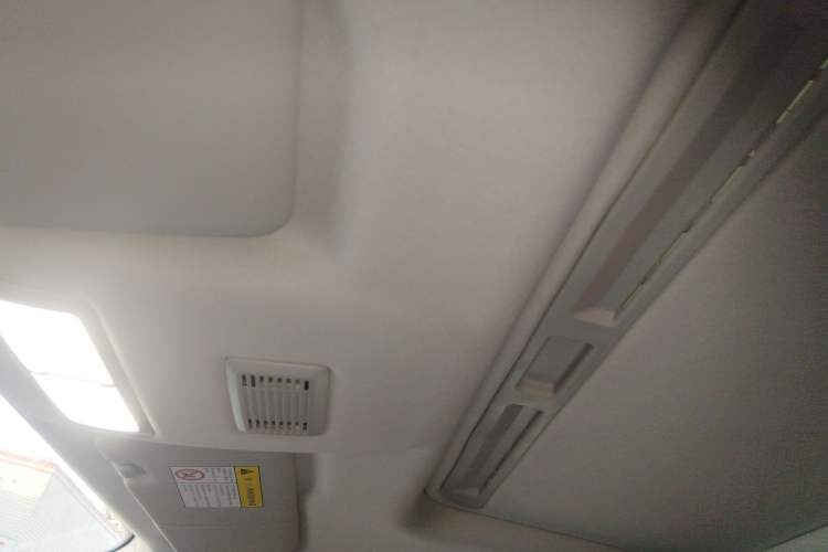 Used Roewe i5 2024 1.5L CVT Luxury Edition
