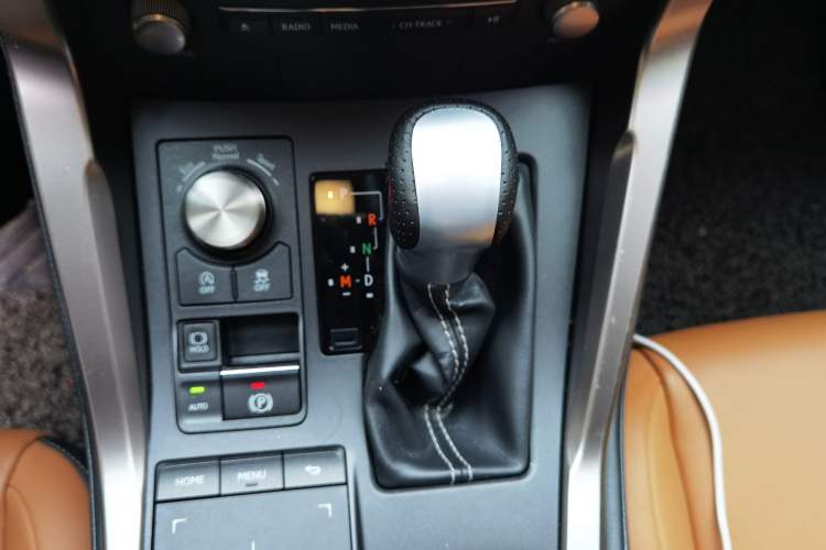 Used Lexus NX 2020 300 Front-Wheel-Drive Frenza Edition China V Standard
