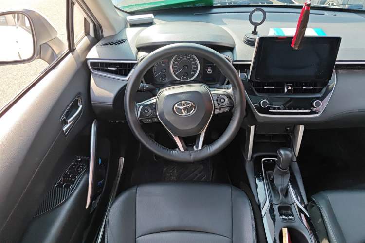 Used Toyota Corolla Cross 2022 2.0L Deluxe Edition
