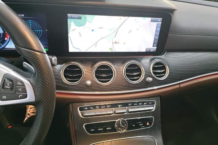 Used Mercedes-Benz E-Class 2018 Facelift E 200 L Sport Edition