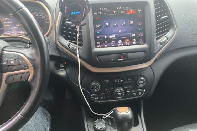 Used Jeep Cherokee 2016 2.4L 75th Anniversary Edition
