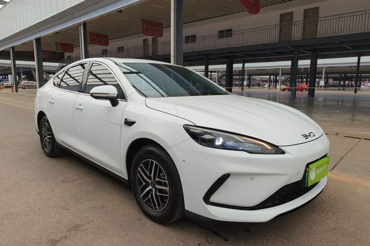 Used BYD Seal 05 DM-i 2025 DM-i Intelligent Drive 120KM Flagship Model Exterior 1