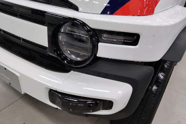 Used iCAR V23 2025 550 Two-Wheel Drive Intelligent Driving Version Left Front Headlight