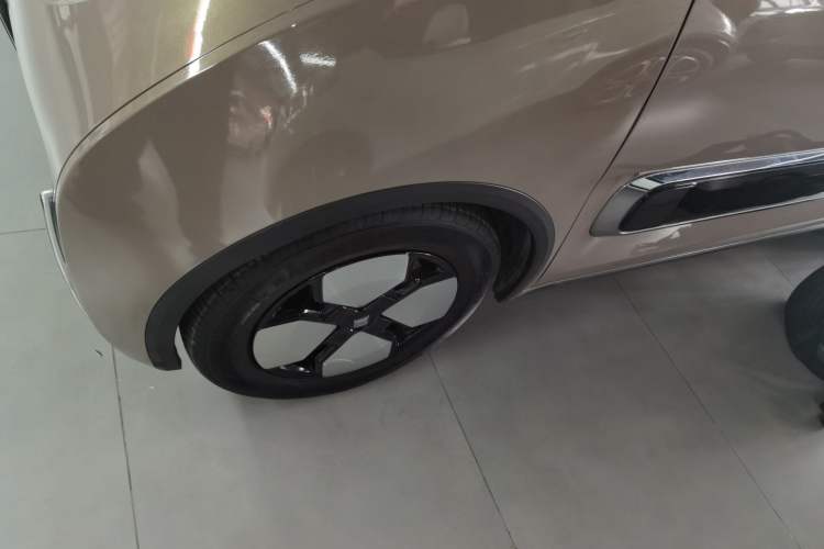 Used Baojun KiWi EV 2023 Smart Luxury Edition Lithium Iron Phosphate Exterior 4