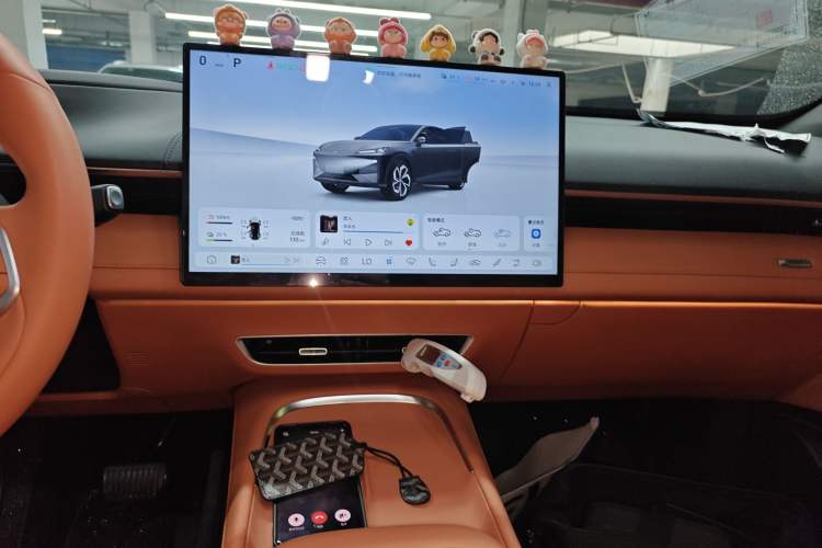 Used Deepal S07 2024 215Max Qiankun Intelligent Driving ADS SE Range-Extended Version
