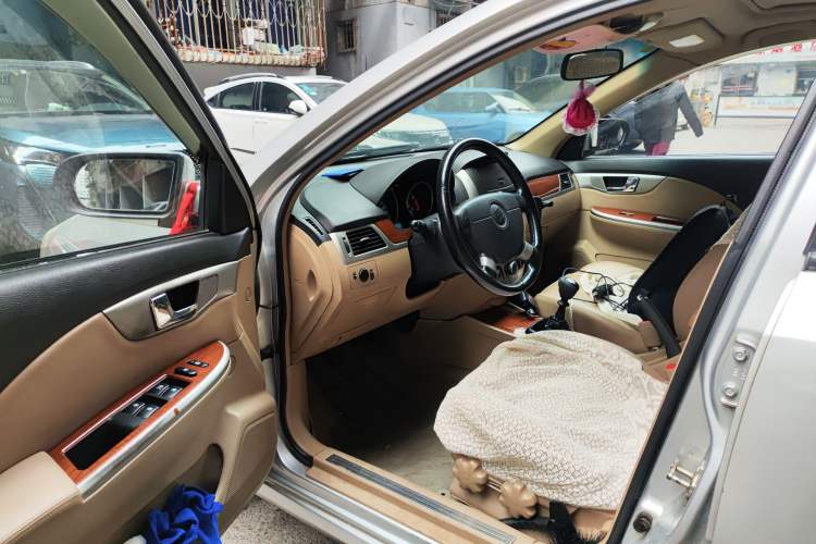 Used Buick Excelle 2011 1.6 LE-MT