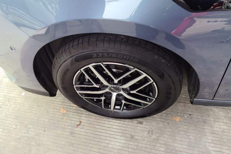 Used BYD Seal 05 DM-i 2025 DM-i Intelligent Drive 120KM Flagship Model
