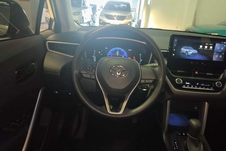 Used Toyota FRONTLANDER 2024 2.0L CVT Elite Plus Edition