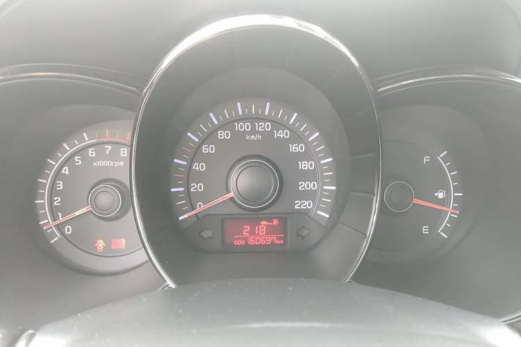 Used Kia K2 2011 Sedan 1.4L Manual Transmission GLS
