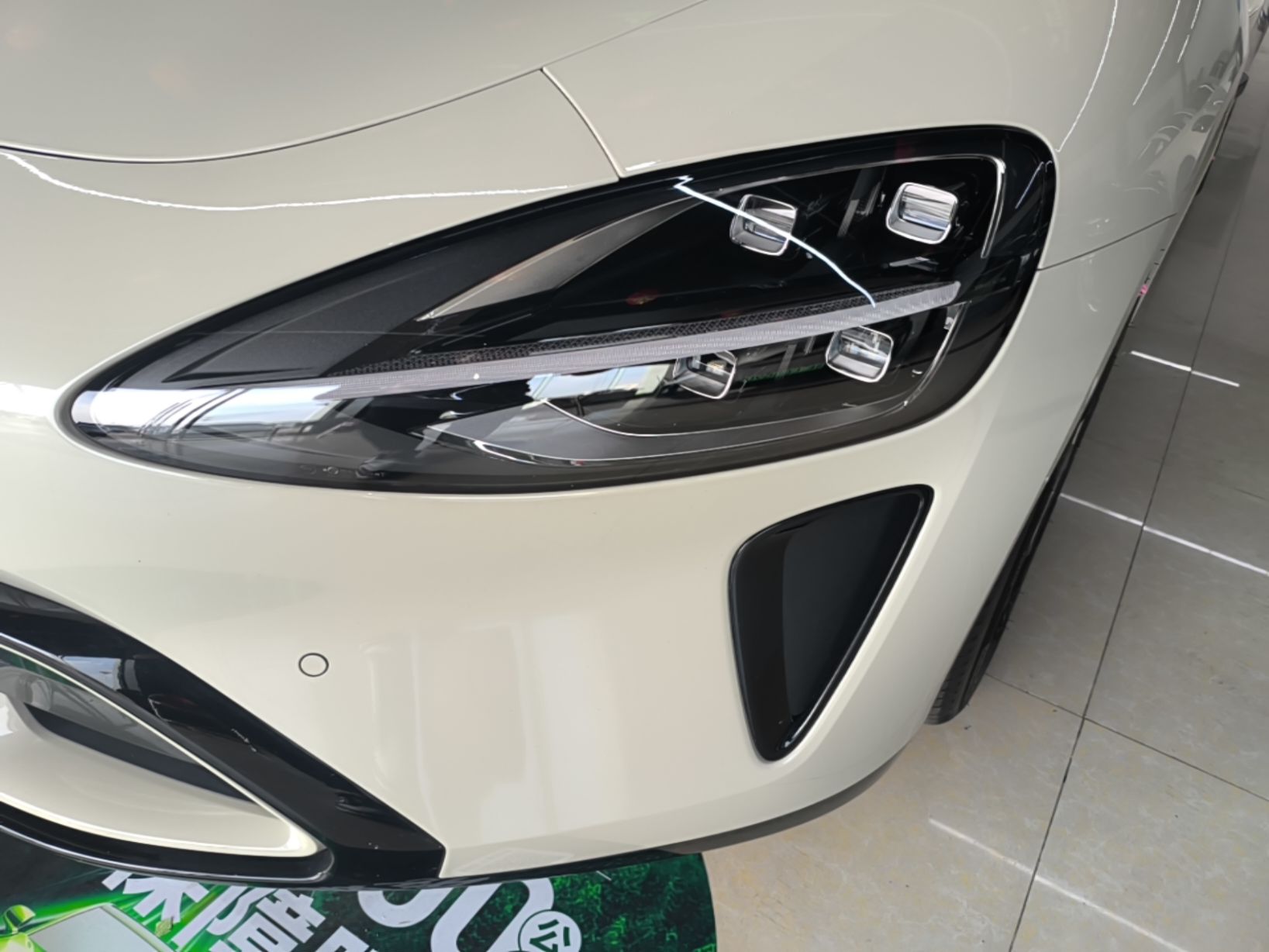 Xiaomi Auto SU7 2024 Rear-Drive Standard Founder Edition — снимка 8